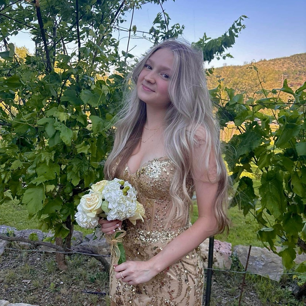 Sherri Hill Gold Sequin Prom Dress - Picture 5 of 6